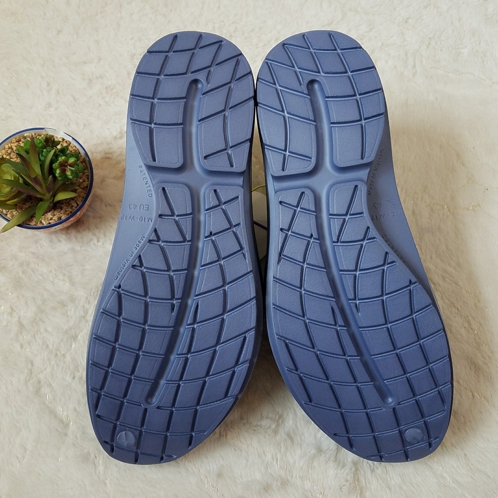 OOFOS Oocandoo Unisex Sandals in Water Drop - Picture 4 of 8